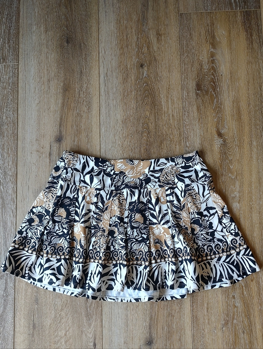 Lilly Pulitzer Luxletic UPF+50 Ressi Skort Gold Black Tennis Golf Pickleball M - Picture 11 of 13